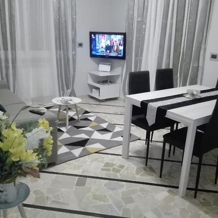 דירות Ylli House סנרמו מראה חיצוני תמונה